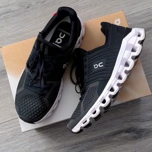 On Cloudswift Running Shoe